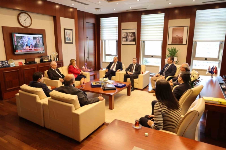 Hkü’de Türkiye-azerbaycan Dostluğu Ve Stratejik Ortaklığı