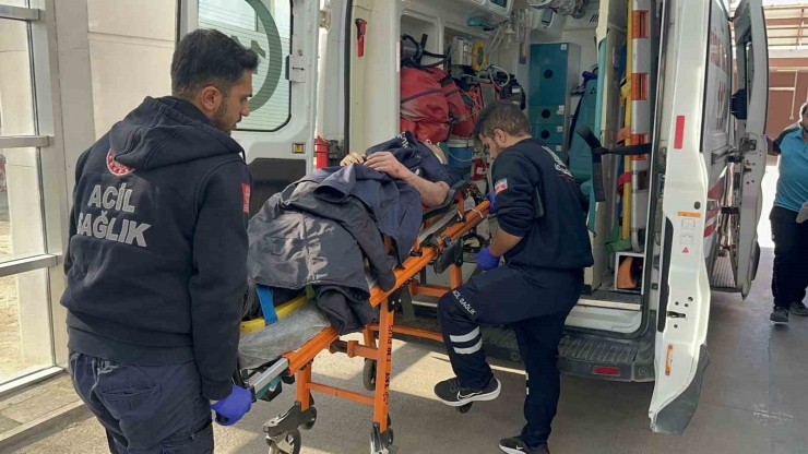 Adıyaman’da Otomobiller Çarpıştı: 3 İnfaz Koruma Memuru Yaralandı