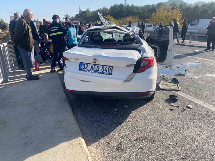 Adıyaman’da Otomobiller Çarpıştı: 3 İnfaz Koruma Memuru Yaralandı