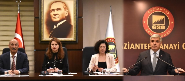 Gso’da Kimyasallar Yönetimi Konulu Eğitim Ve Bilgilendirme Toplantısı