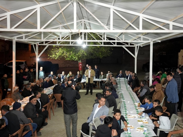 Yılmaz’a Kozluyazı’da Miting Gibi Karşılama