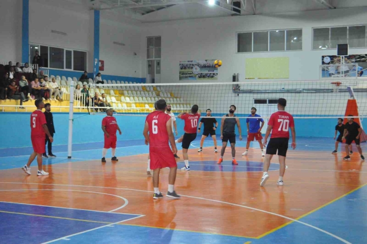 Ceylanpınar’da 19 Takımın Katıldığı Turnuvanın Şampiyonu Belli Oldu