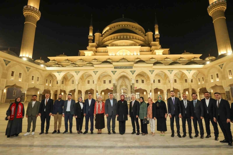 Ak Parti Genel Başkan Yardımcısı Dr. Betül Sayan Kaya Şahinbey Belediyesi’nin Hizmetlerini Takdir Etti