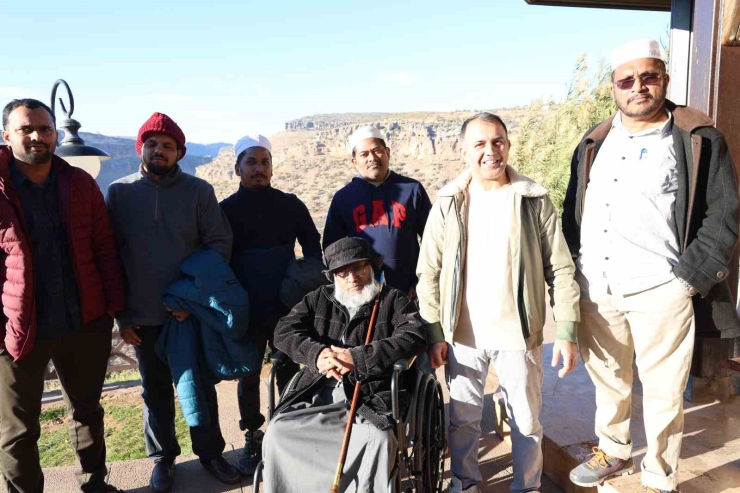 Kur’an-ı Kerim’de İsmi Geçen Peygamberlerin Kabirlerinin Olduğu İlçe Yılda 1 Milyon Ziyaretçi Ağırlıyor