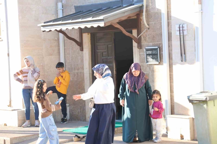 Kur’an-ı Kerim’de İsmi Geçen Peygamberlerin Kabirlerinin Olduğu İlçe Yılda 1 Milyon Ziyaretçi Ağırlıyor