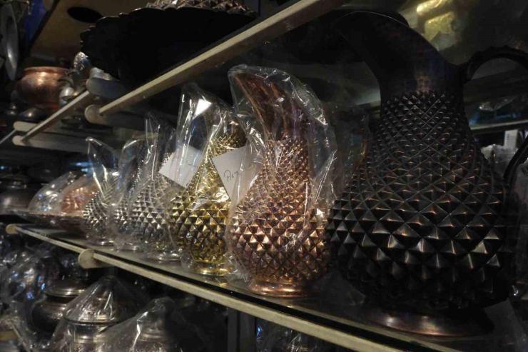 43 Yıllık Bakır Ustası Mesleğin Sona Ermesinden Korkuyor