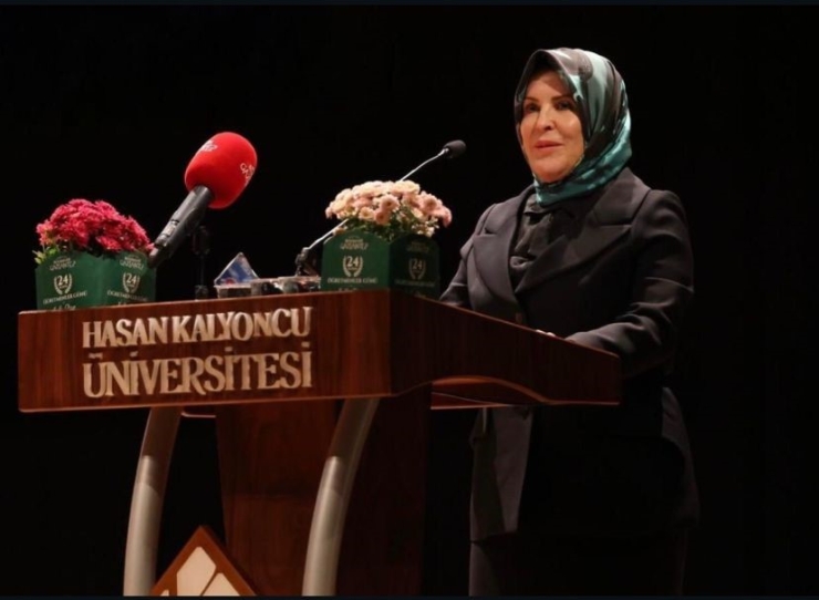 Hasan Kalyoncu Üniversitesi’nde 24 Kasım Öğretmenler Günü Coşkusu