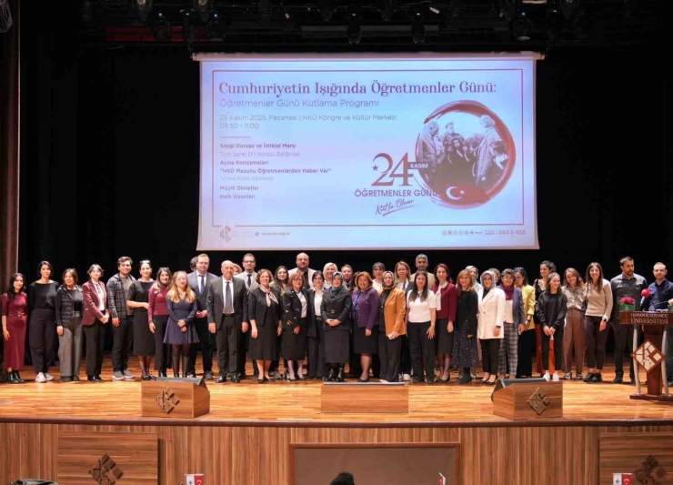 Hasan Kalyoncu Üniversitesi’nde 24 Kasım Öğretmenler Günü Coşkusu