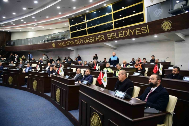 Başkan Er: "269 Araç 1117 Personelle Sahada Olacağız"