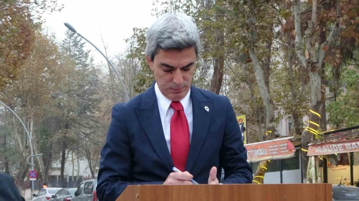 Malatya’da Öğretmenler Günü Kutlanıyor