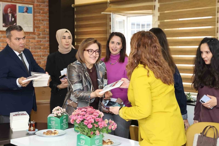 Şahin, Bu Yılın İlk Deneme Sınavında Öğrencilerle Bir Araya Geldi