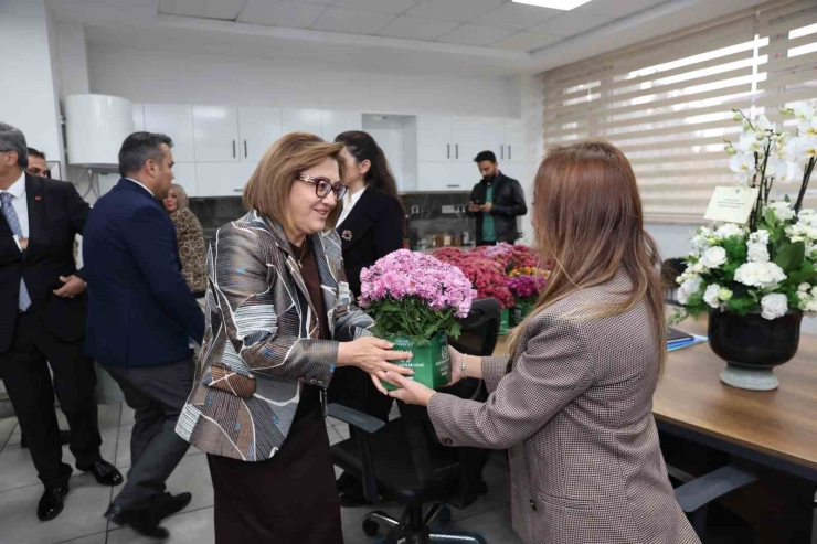 Şahin, Bu Yılın İlk Deneme Sınavında Öğrencilerle Bir Araya Geldi
