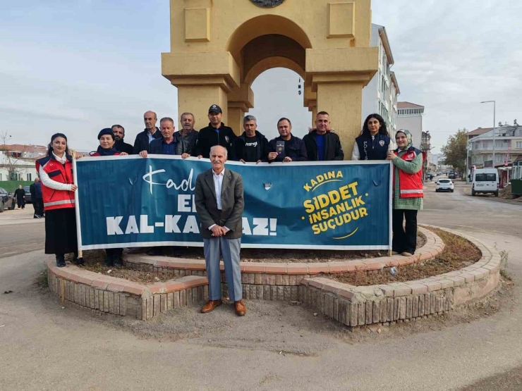 Polis Ve Jandarma Kadınlar İçin Sahaya İndi