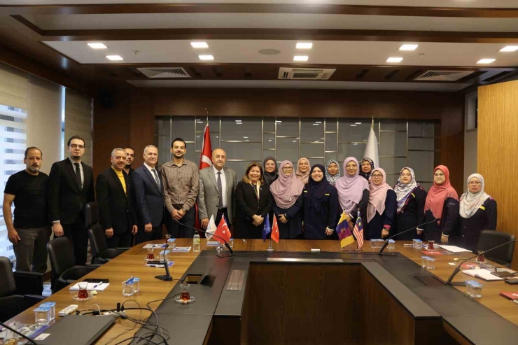 Hkü İle Malezya Mara Teknoloji Üniversitesi Arasında İş Birliği Protokolü İmzalandı