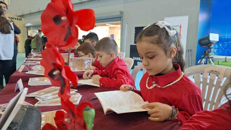 Şanlıurfa’da Miniklerin Kaleme Aldığı "20 Düş Yolculuğu" Kitabı Okuyucuyla Buluştu