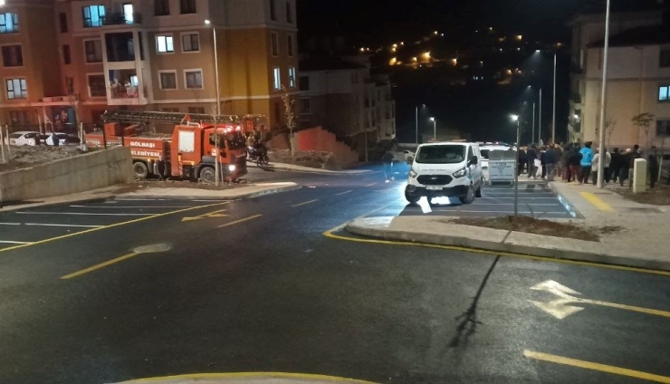 Şarjda Bırakılan Cep Telefonunun Bataryası Patladı