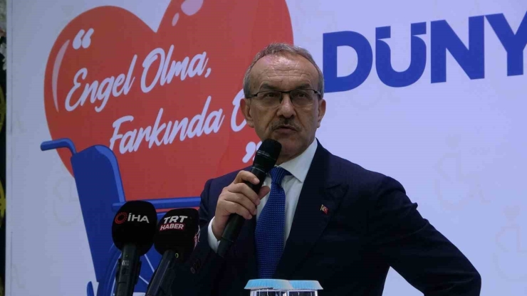 Büyükşehir’den 3 Aralık Dünya Engelliler Günü’nde Akülü Sandalye Desteği