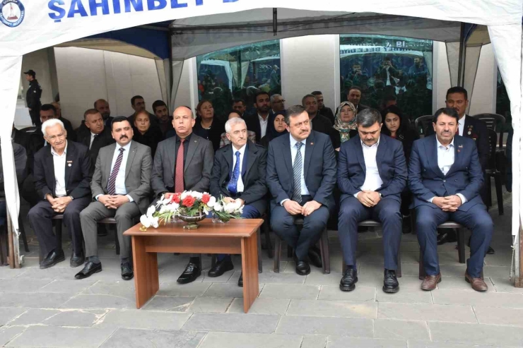 Şahinbey Belediyesi’nden 177 Engelliye Akülü Ve Manuel Tekerlekli Sandalye