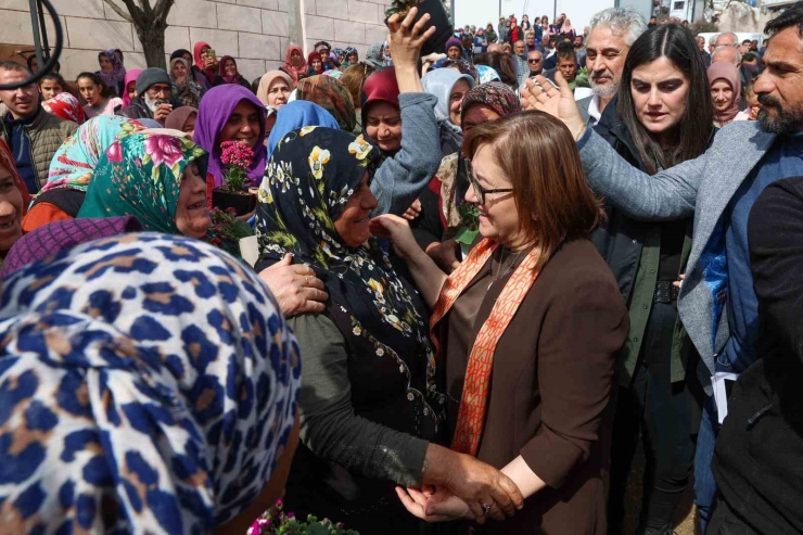 Başkan Şahin, Şehir Yaşamına Katkı Sunan Büyükşehir Belediye Başkanları Arasında Birinci Oldu