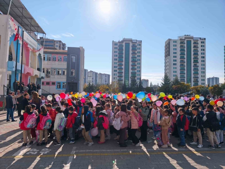 İlkokul Öğrencileri Bando Takımı İle Eğlendi