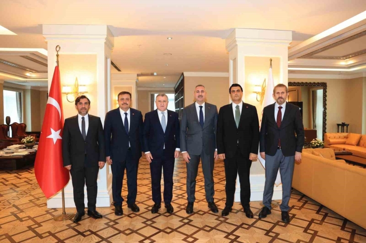 Yılmaz’dan Ankara Önemli Temaslar