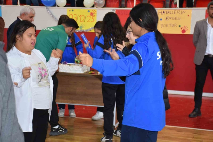 Spor Lisesi Öğrencileri, Engelli Öğrencileri Ağırladı