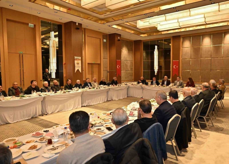 Vali Zorluoğlu, Esnafın Sorun Ve Taleplerini Dinledi