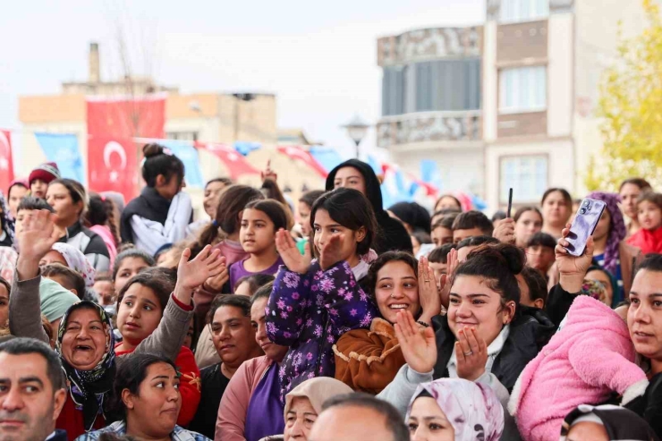 Gaziantep Büyükşehir Tarafından Yapılan Mithat Paşa Parkı Açıldı