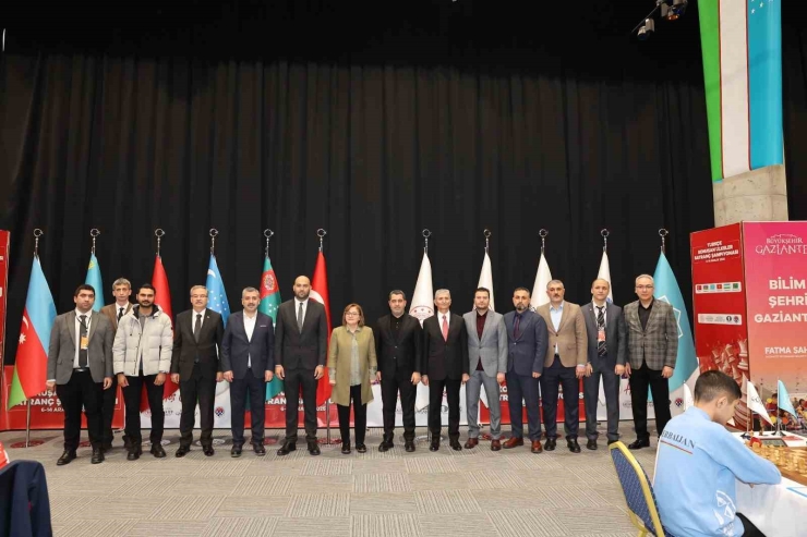 Gaziantep Büyükşehir, Türk Dünyasının İlk Satranç Buluşmasına Ev Sahipliği Yapıyor