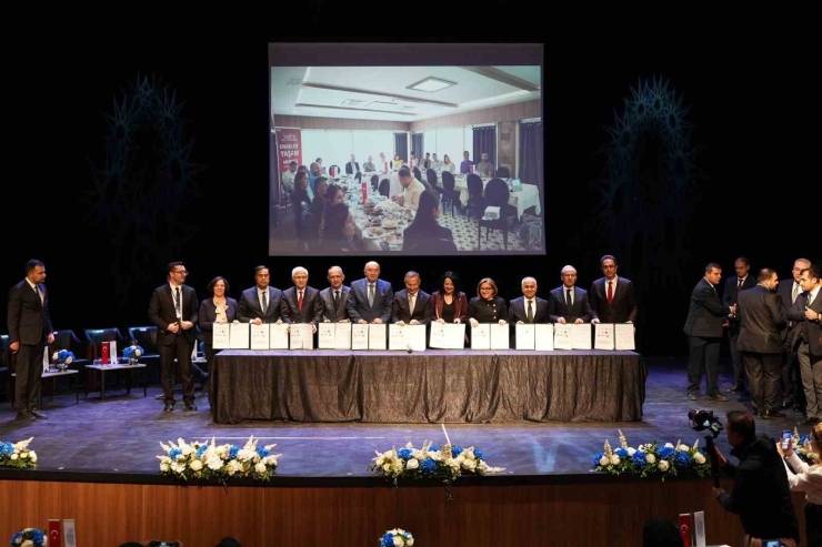 Erken Tanı Ve Erken Müdahale Zirvesi Gaziantep’te Gerçekleşti