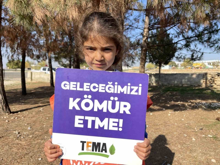 Siverek’te Köy Okulu Öğrencilerine Ağaç Sevgisi Ve Çevre Bilinci Eğitimi