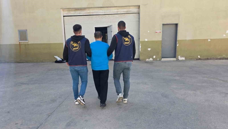 Gaziantep’te Aranan 3 Şahsı Jandarma Yakaladı
