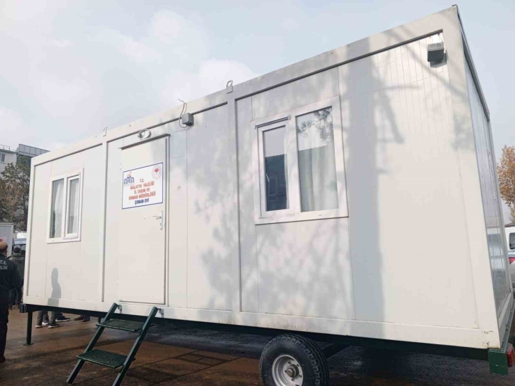 Malatya’da Yetiştiricilere Çoban Evi, Akıllı Yemlik Desteği