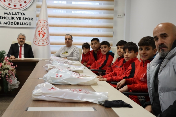 Malatya’dan 7 Sporcu Milli Takım Kampına Gitmeye Hak Kazandı