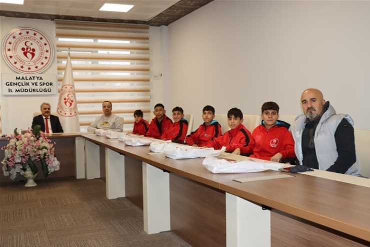 Malatya’dan 7 Sporcu Milli Takım Kampına Gitmeye Hak Kazandı