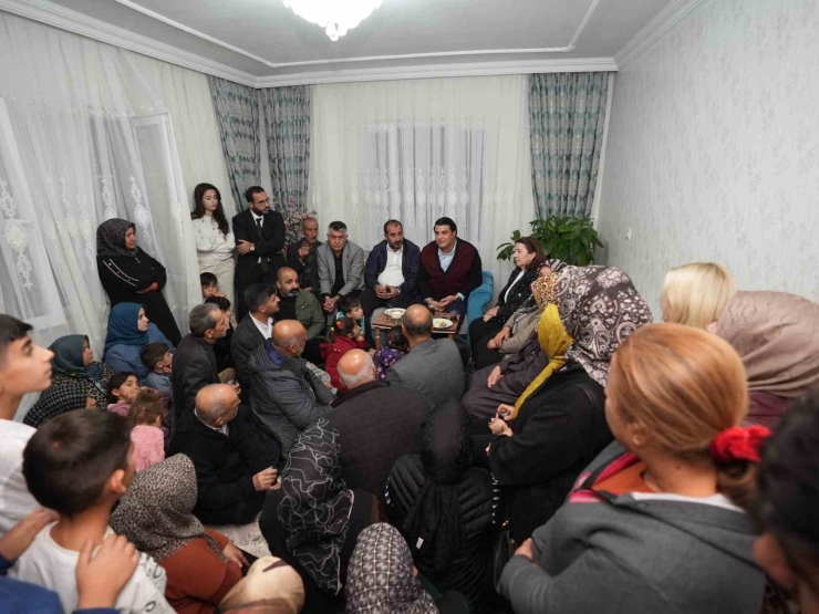 Yılmaz’dan Ev Ziyaretleri