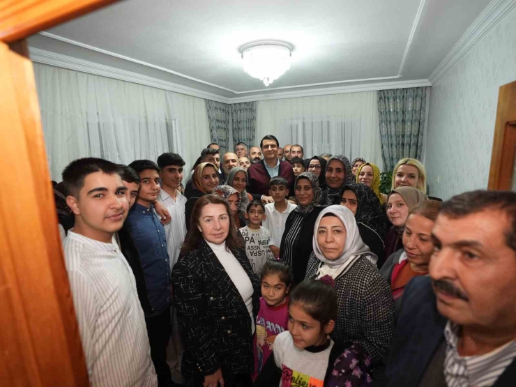 Yılmaz’dan Ev Ziyaretleri