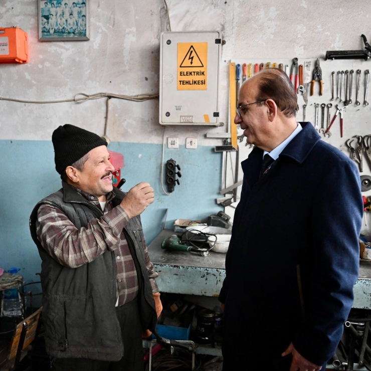 Başkan Geçit, Özsan Sanayi Sitesi Esnafının Taleplerini Dinledi