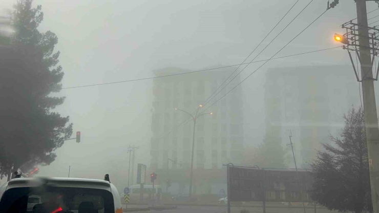 Diyarbakır’da Sis Etkili Oldu