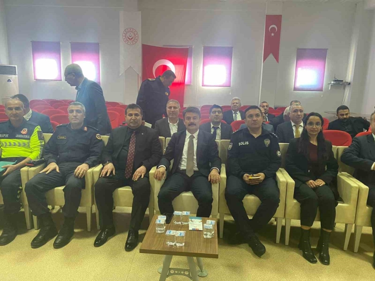 Besni’de Kış Tedbirleri Toplantısı Düzenlendi