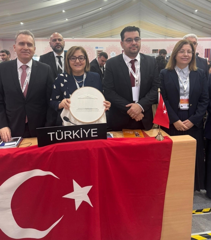 Şahin’in Girişimiyle El Emeği Göz Nuru Antep İşi Nakışı Unesco Tarafından Tescillendi