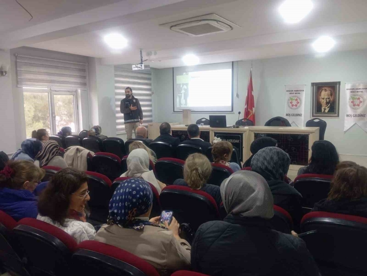 Malatya’da Polisten Uyuşturucuya Karşı Bilgilendirme Çalışmaları