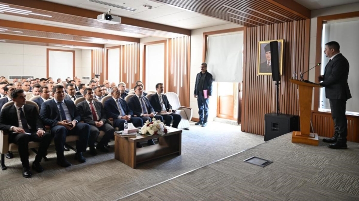 Malatya’da "yönetimde Beden Dili Ve Etkili İletişim" Semineri Düzenlendi