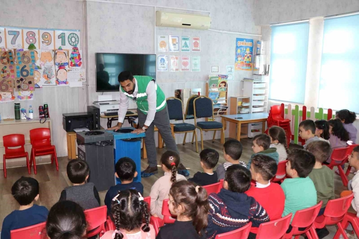 Miniklere Sıfır Atık Eğitimi Verildi