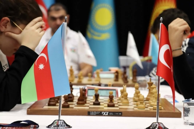 Gaziantep’te Satranç Tarihine Geçen Çifte Şampiyona Heyecanı Sürüyor