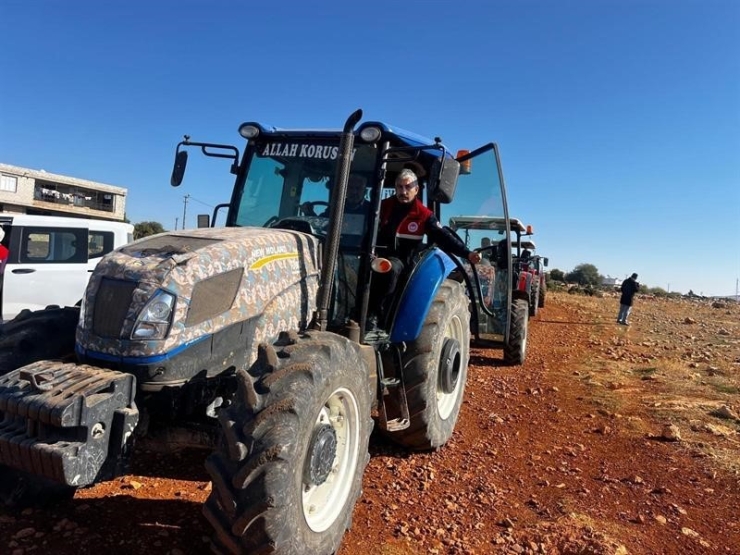 750 Dekarlık Alanda Gübreleme Çalışması Yapıldı