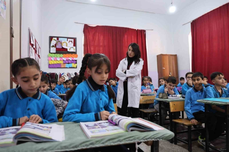 Diyarbakır’da 115 Yıllık Eğitim Yuvasının İhtişamlı Kapısı, 1 Asırdır Aralıksız Öğrencilere Açılıyor