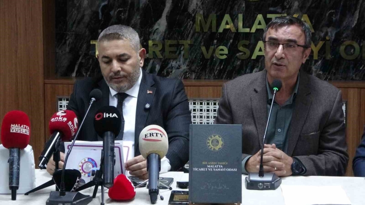 Mtso’nun 100 Yıllık Tarihi Kitaplaştırıldı