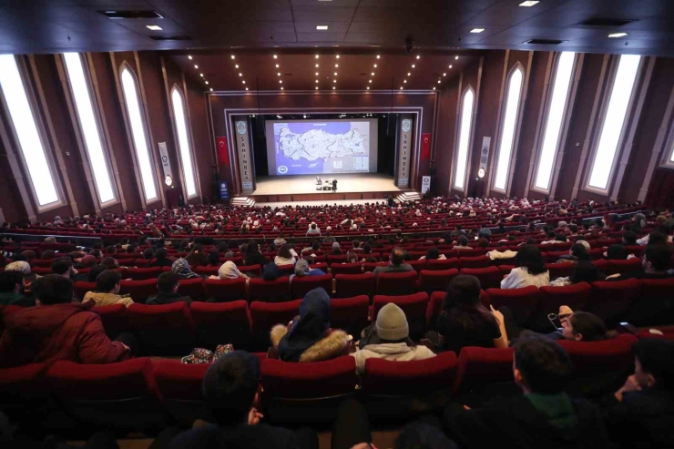 Şahinbey Belediyesi’nden Gençlere Moral Ve Motivasyon Buluşması