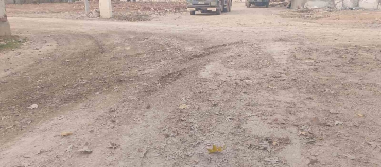 Gölbaşı İlçesinde Mahallelinin Asfalt Tepkisi